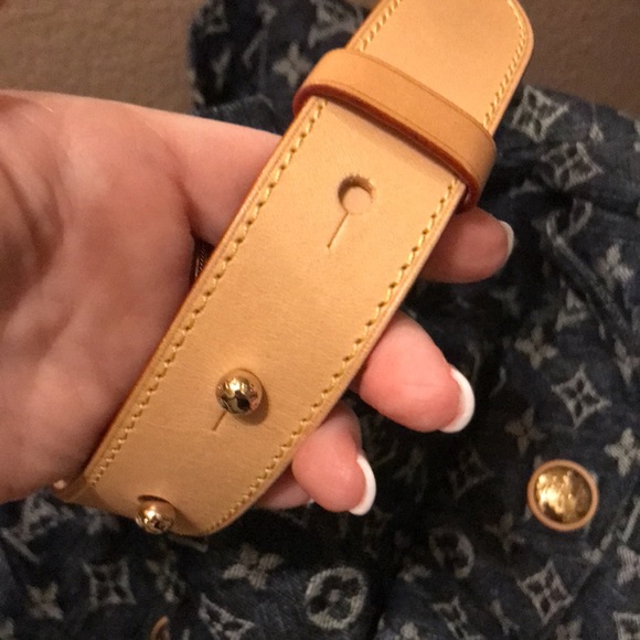 ⭐️Host Pick⭐️Authentic Louis Vuitton Denim Daily GM Monogram Hobo Bag - Picture 11 of 16